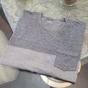 Old Navy Gray Tee